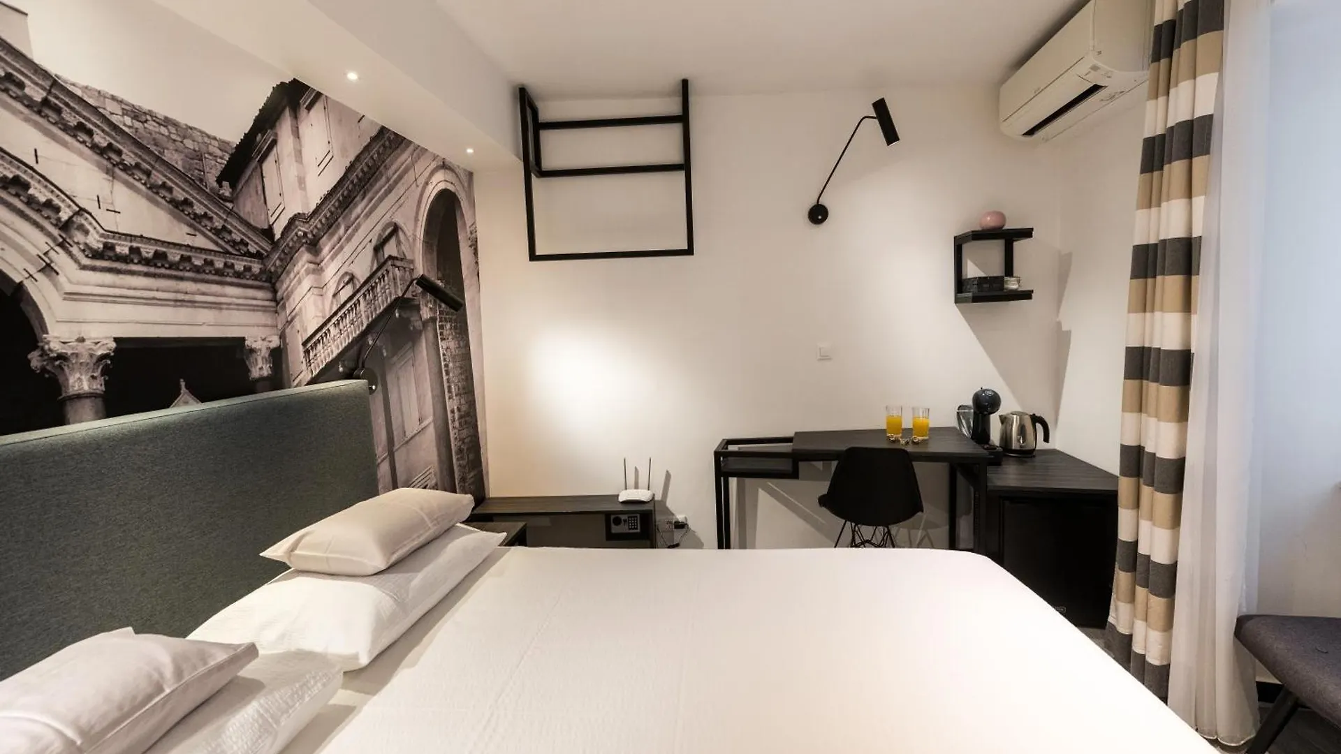 Split City Centre Room