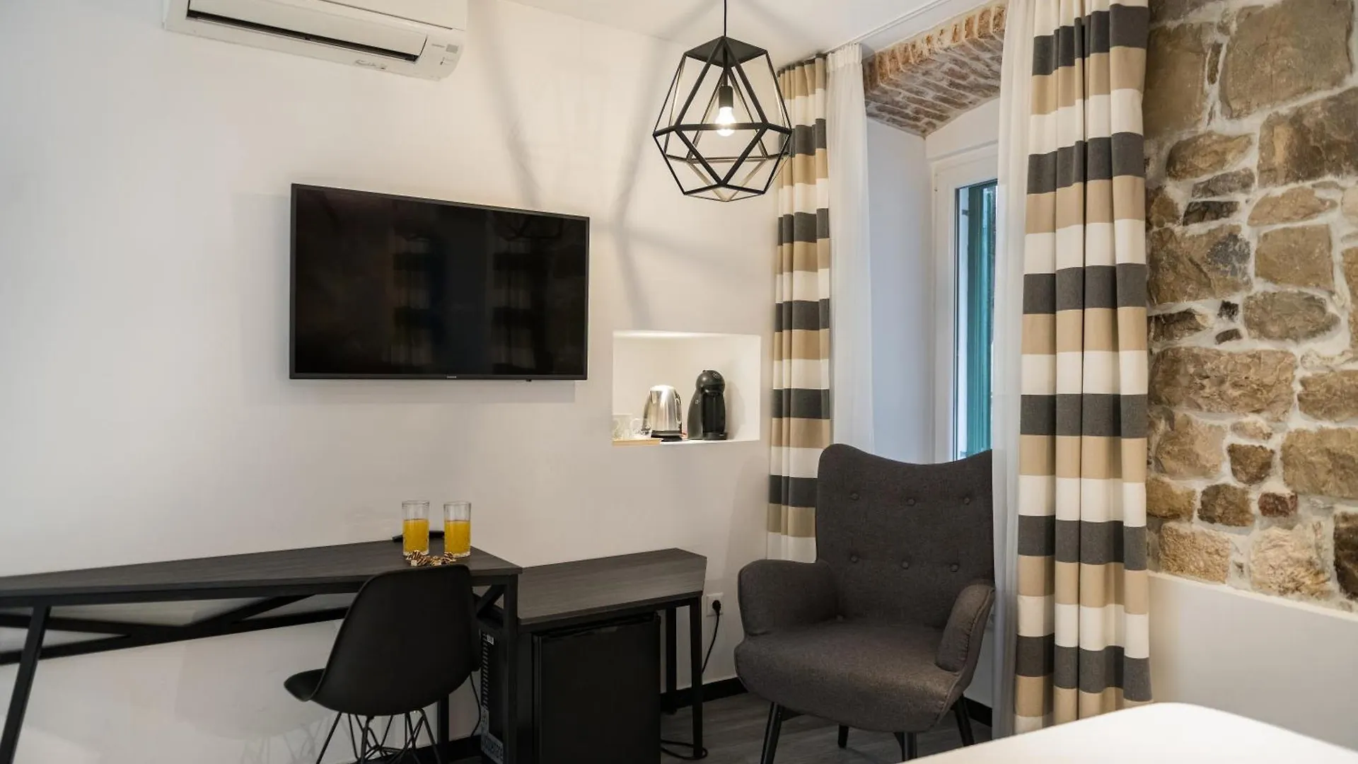 Split City Centre Room